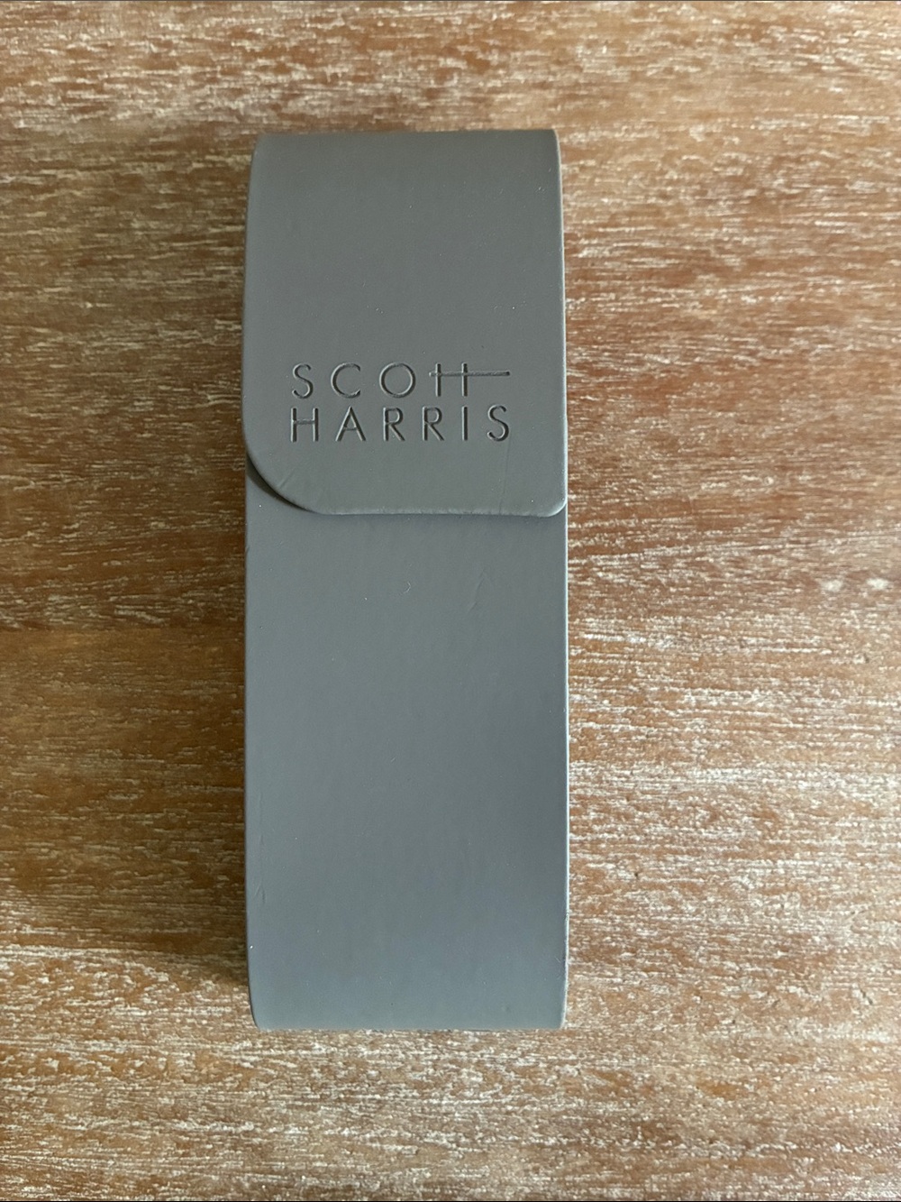 ✨ Scott Harris Gray Magnetic Hard Glasses Case ✨🤓